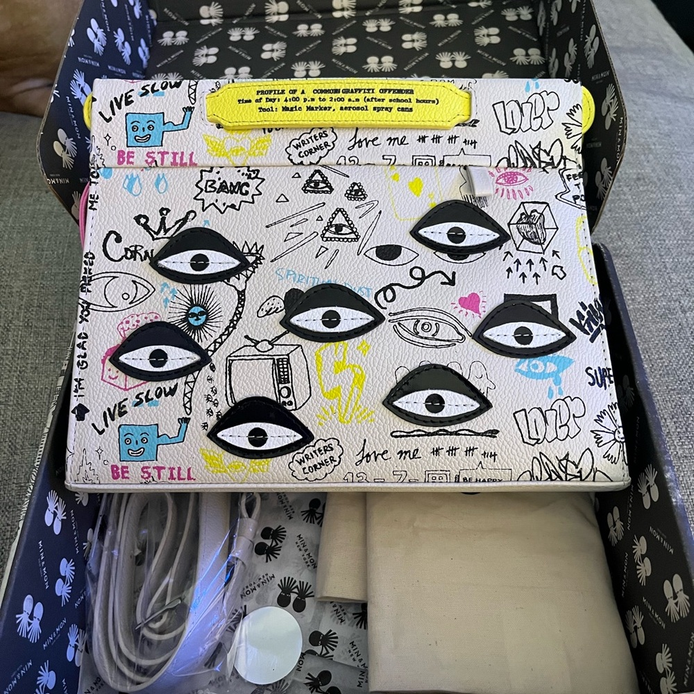 SOLD / Min & Mon Vali Crossbody